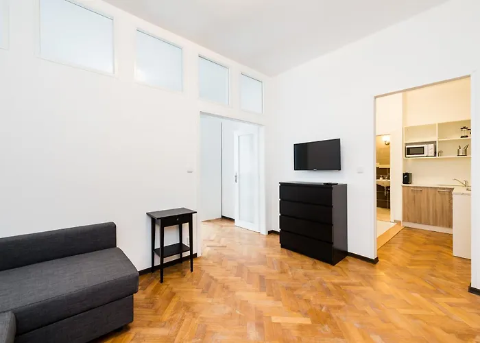 Affordable Navratilova Apartament